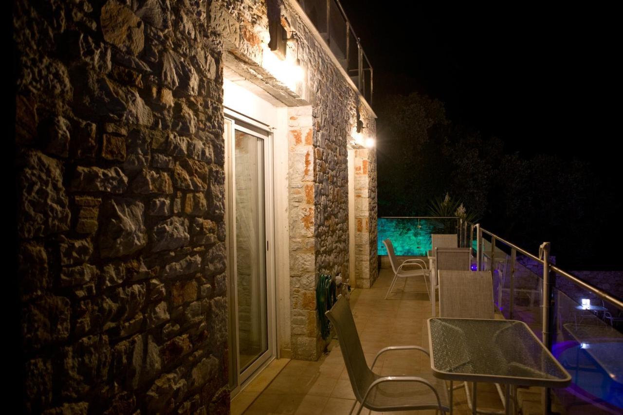 Axion Esti Apartments Skopelos Town Exterior foto