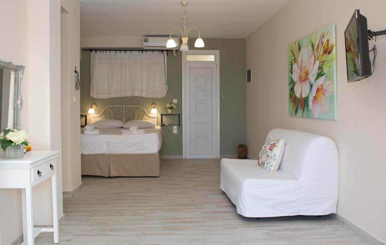 Axion Esti Apartments Skopelos Town Exterior foto