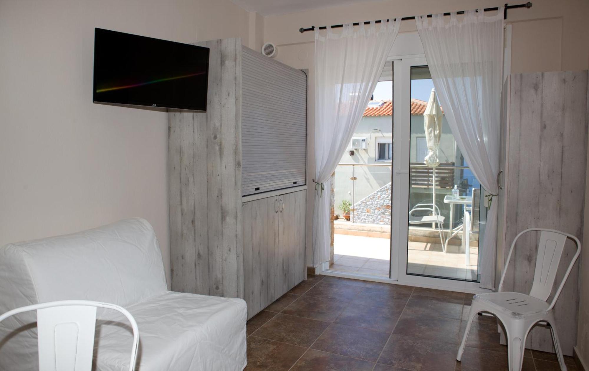 Axion Esti Apartments Skopelos Town Exterior foto