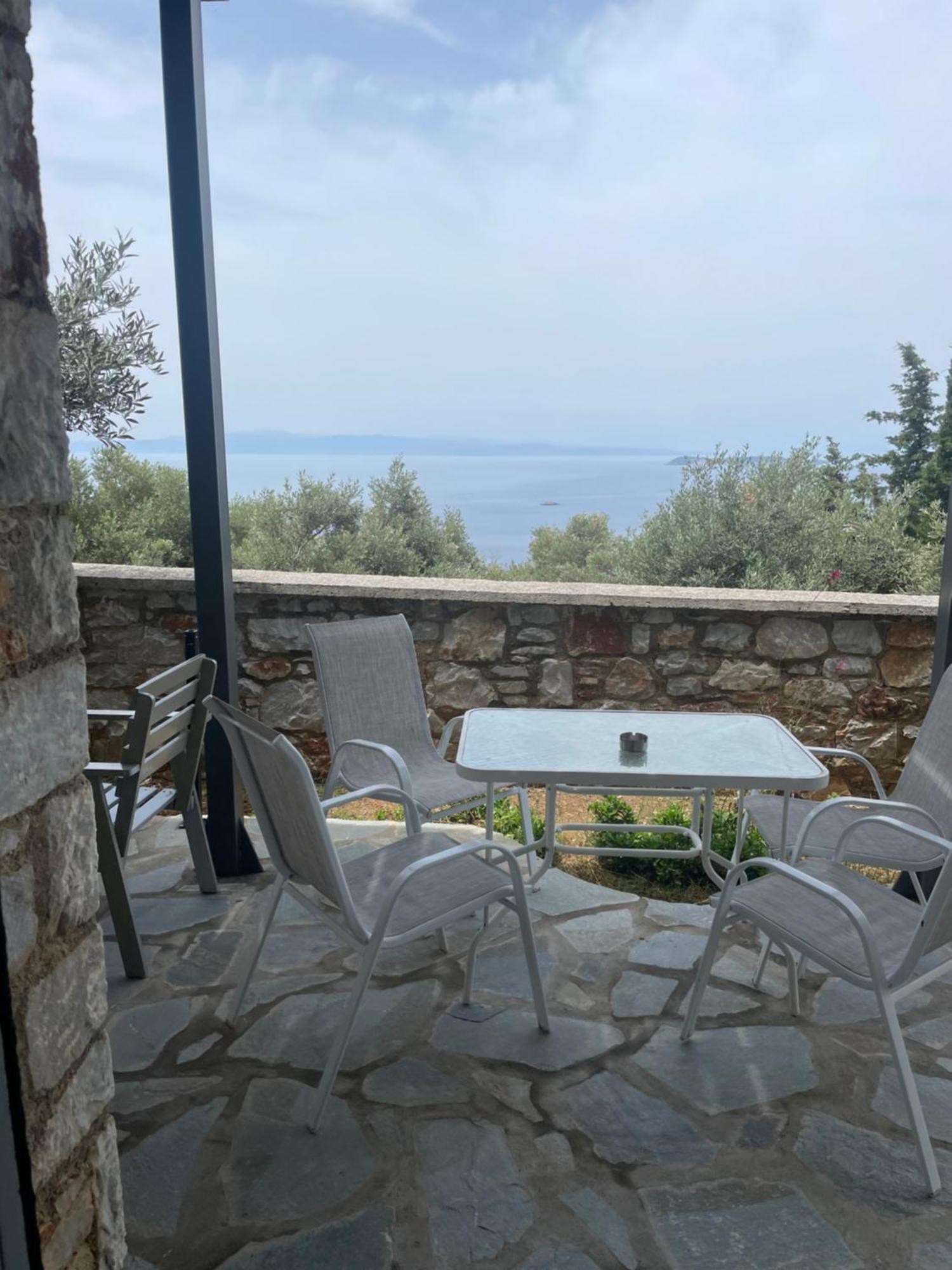 Axion Esti Apartments Skopelos Town Exterior foto