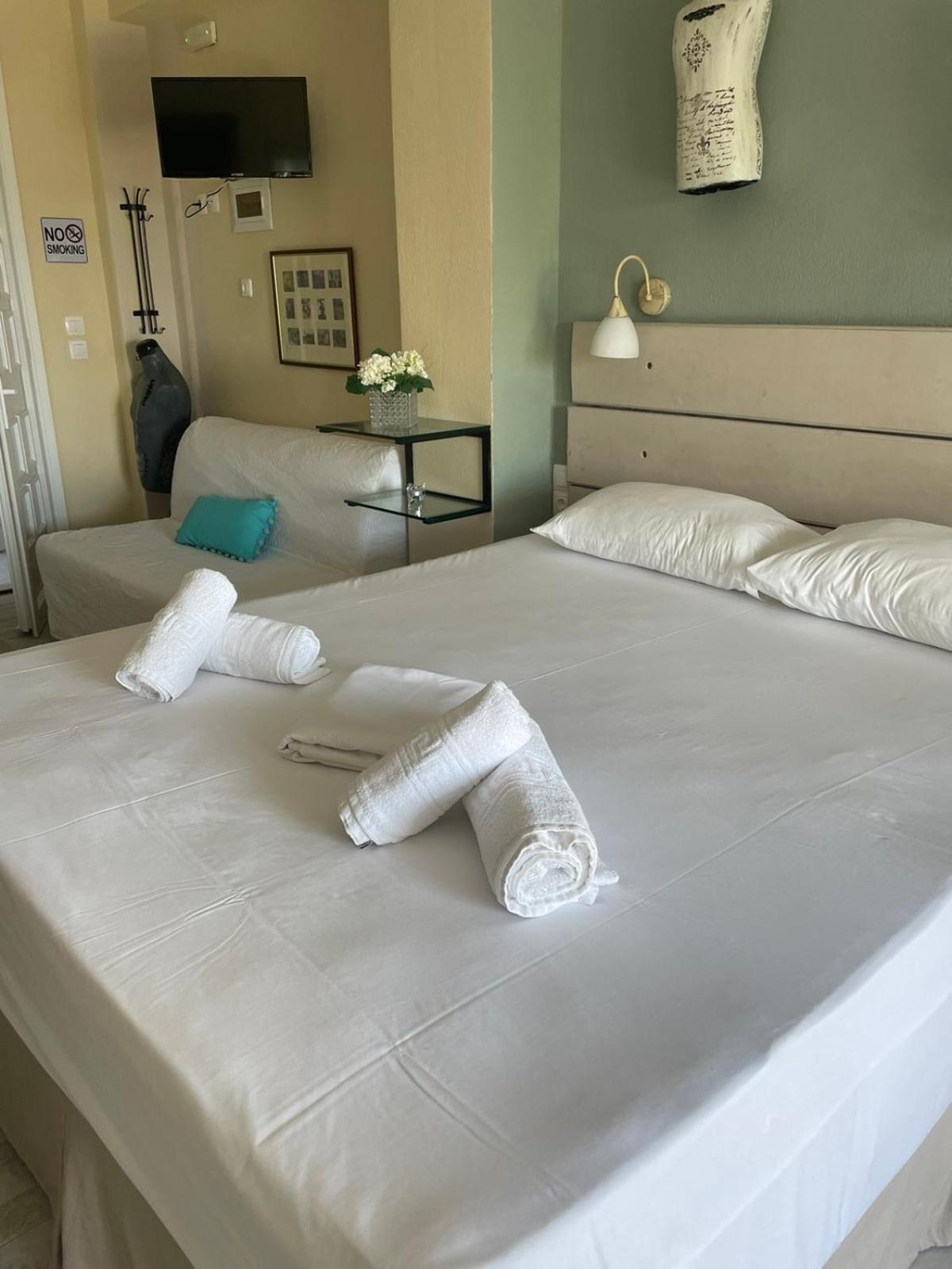 Axion Esti Apartments Skopelos Town Quarto foto