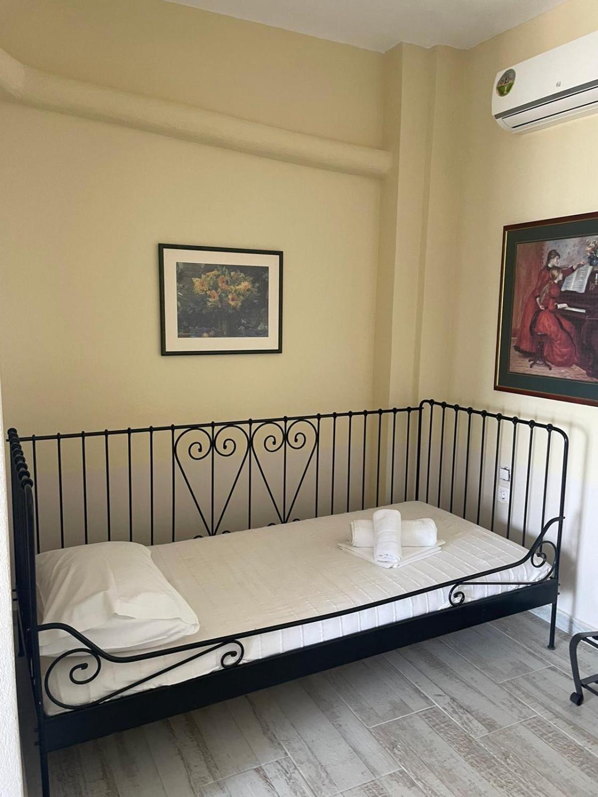 Axion Esti Apartments Skopelos Town Quarto foto